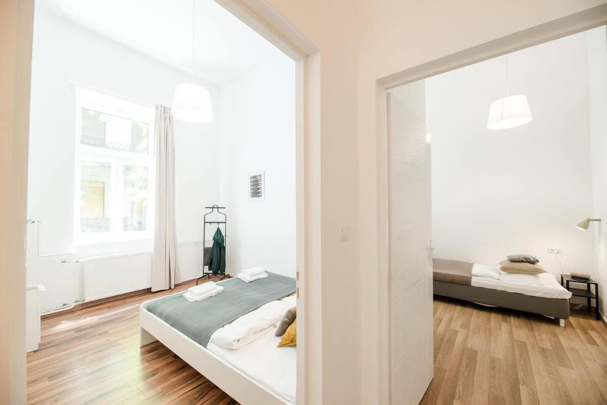 Brand New Central Ac Apartment Budapest Extérieur photo
